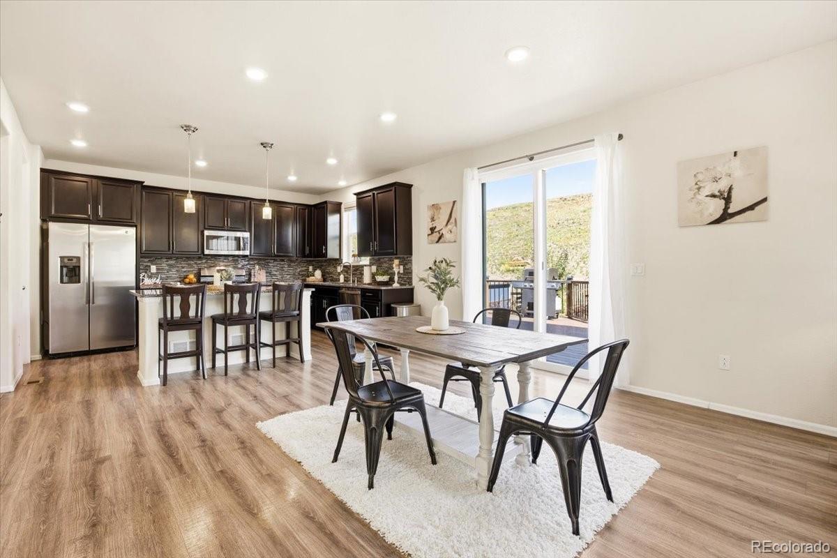 8601 Zircon Way