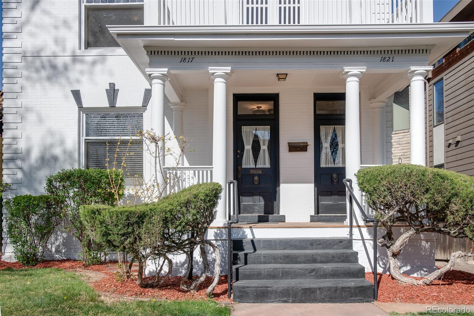 1817 - 1821 Vine Vine Street
