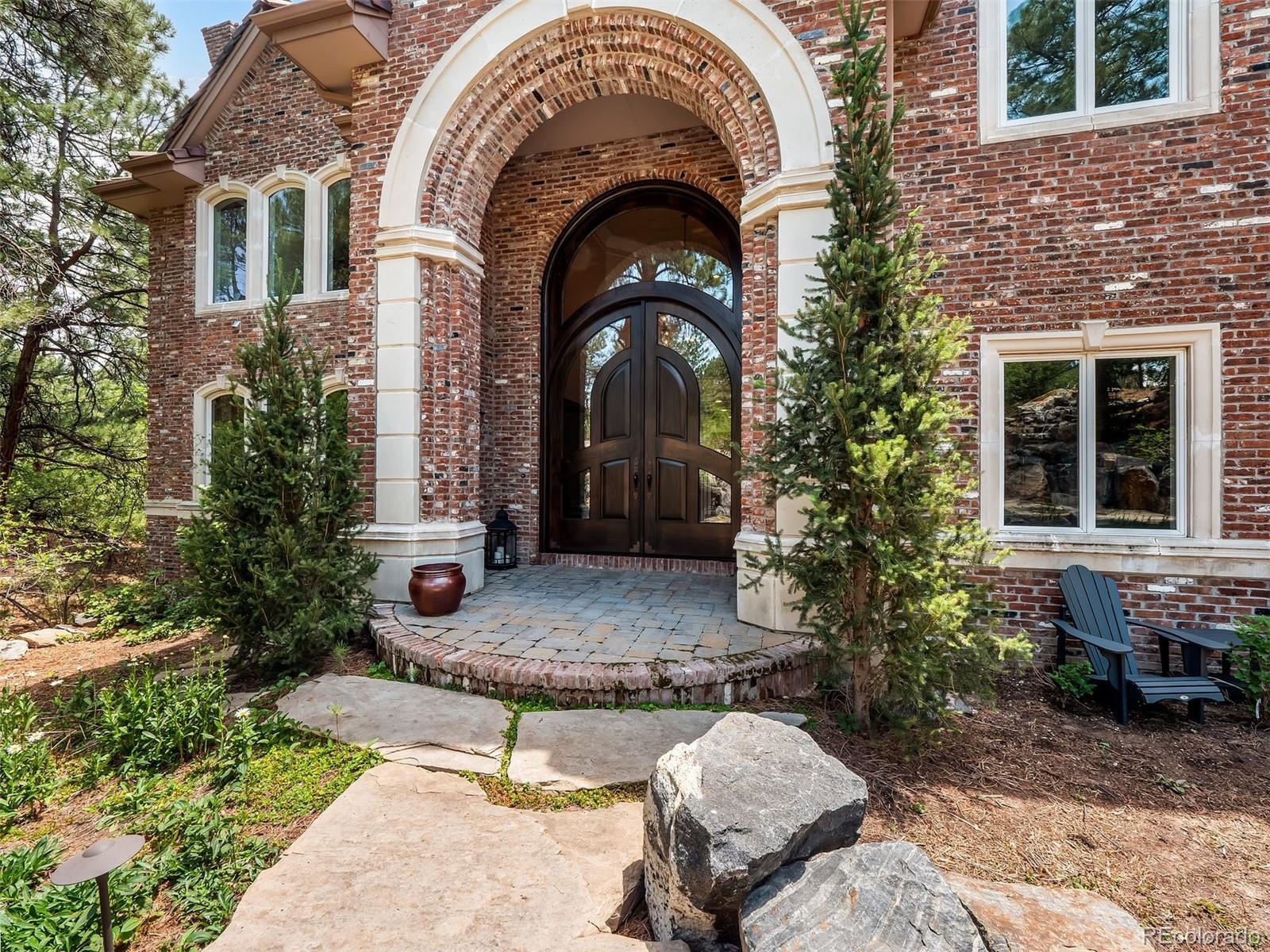 202 Saratoga Vein Court