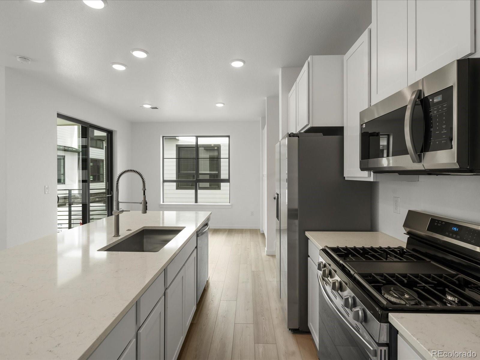 2060 S Holly Street 1