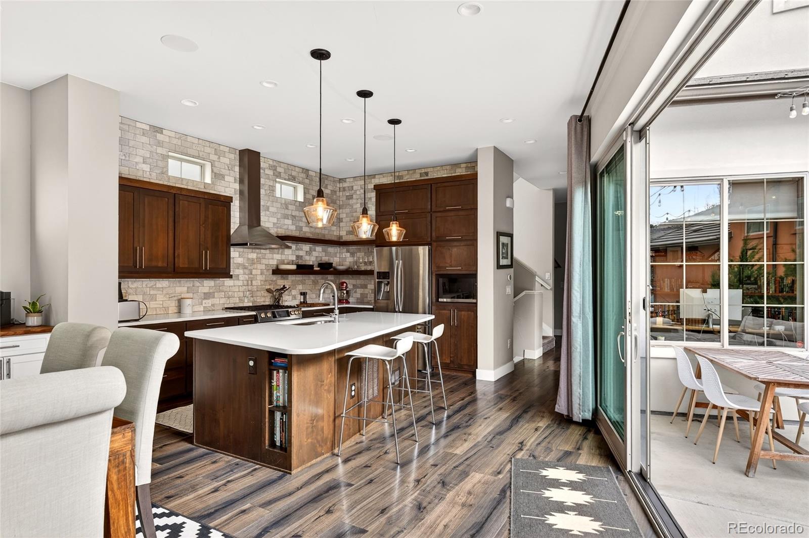 15554 W La Salle Avenue