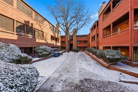 Photo of 4681 S Decatur Street #220, Englewood, CO 80110 (MLS # 1700745)