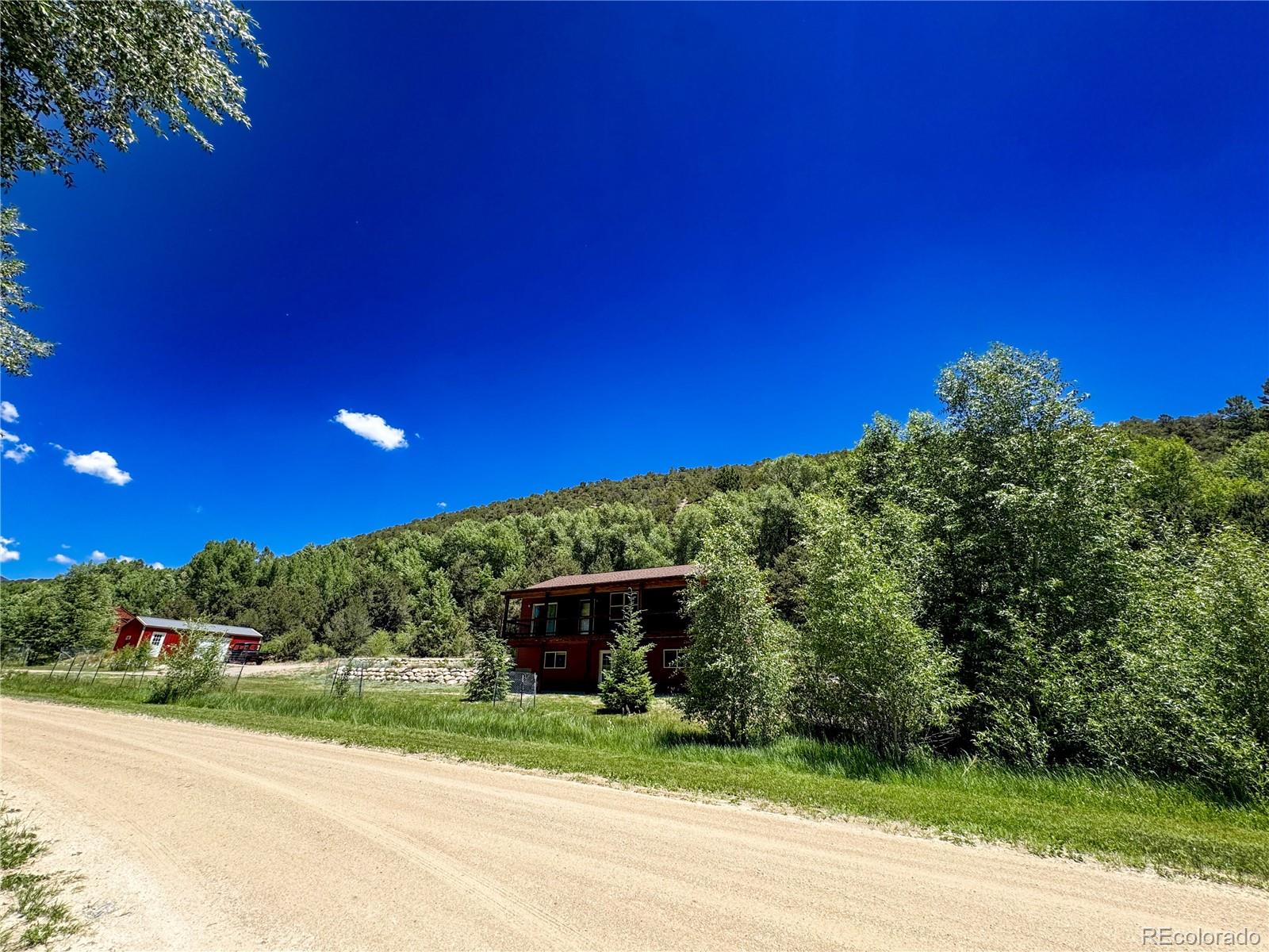 8242 County Road 240e