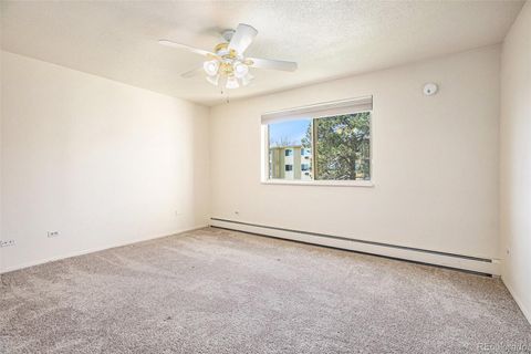 Condominium in Denver CO 715 Alton Way 12.jpg