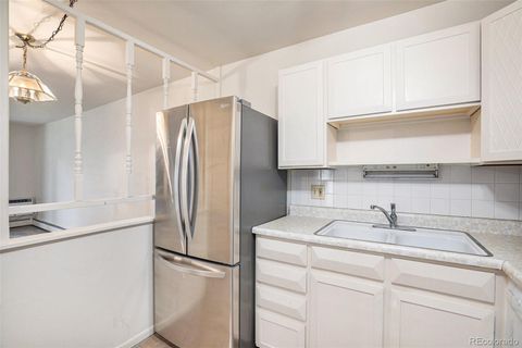 Condominium in Denver CO 715 Alton Way 8.jpg