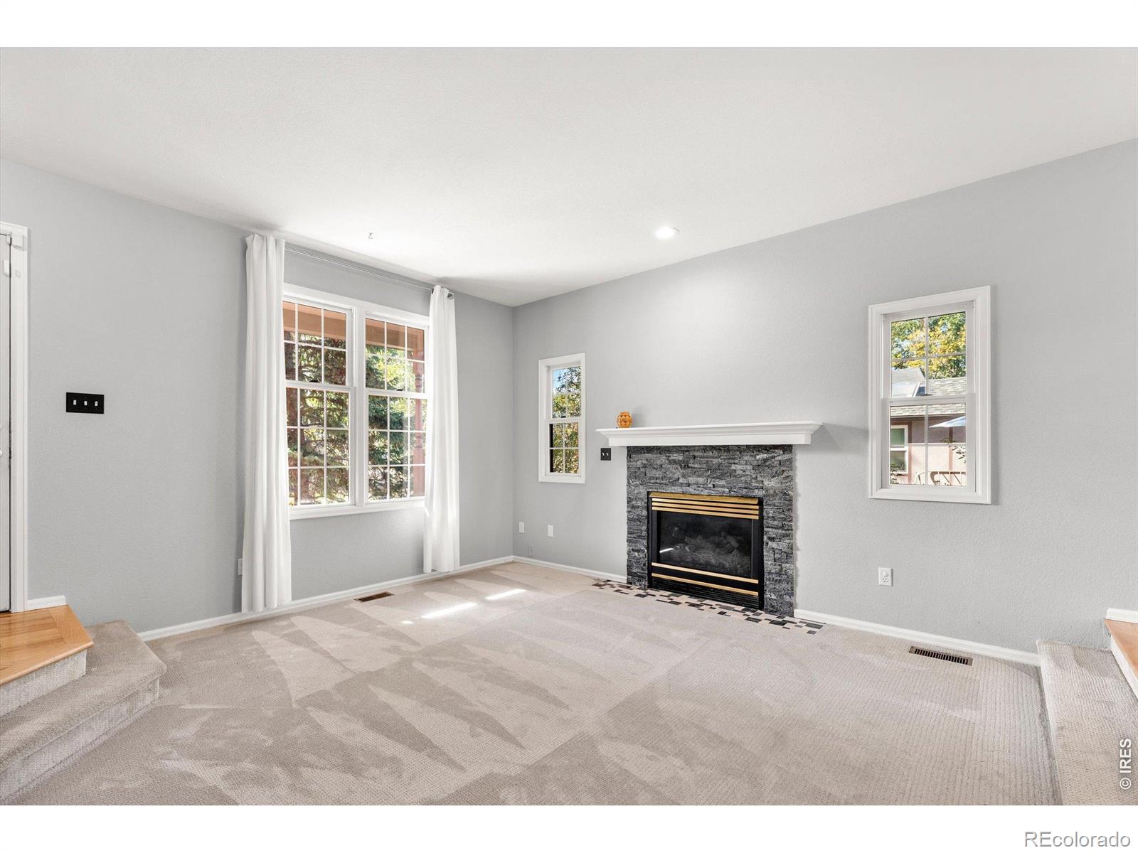 407 E Baseline Road