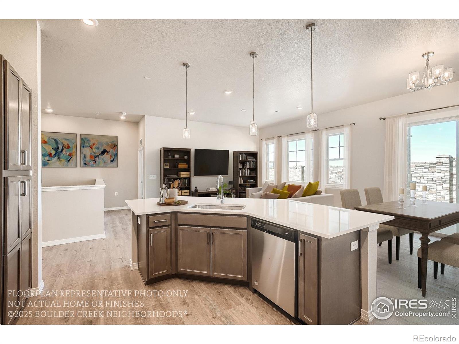 931 W 128th Place