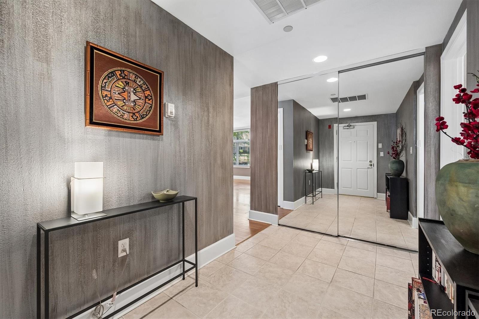 300 Hudson Street 111