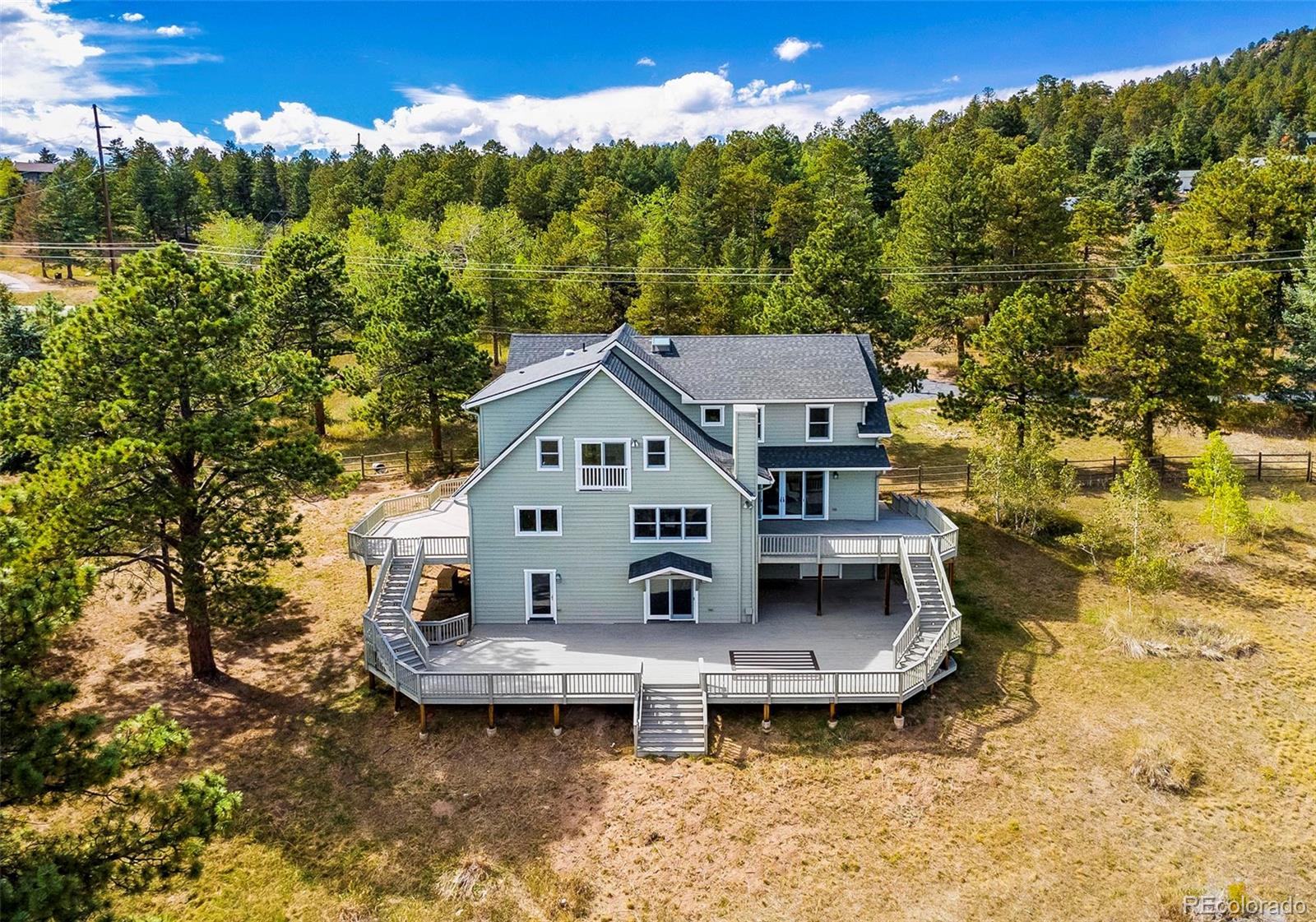 8938 Hillview Road