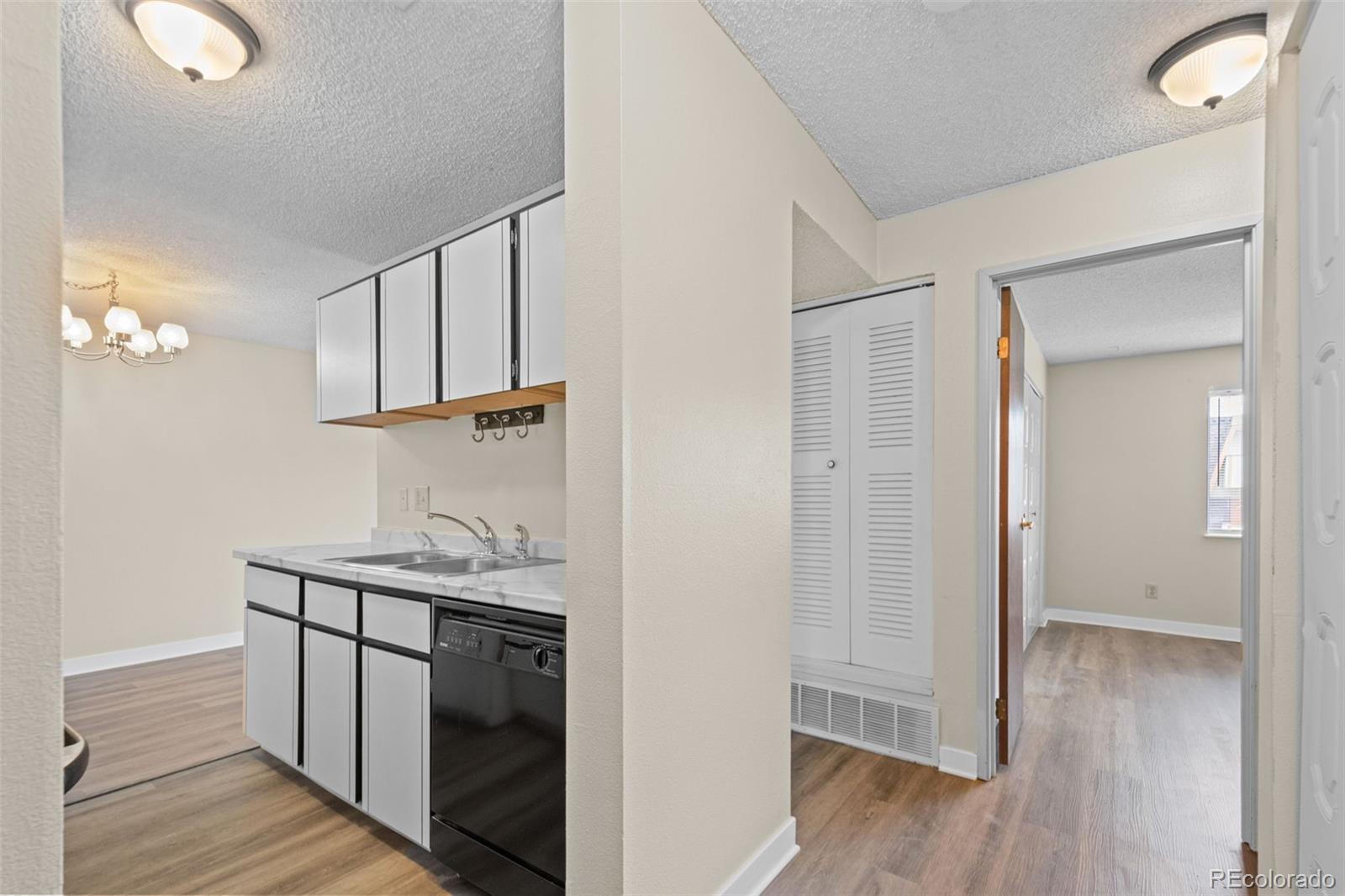10211 Ura Lane 204