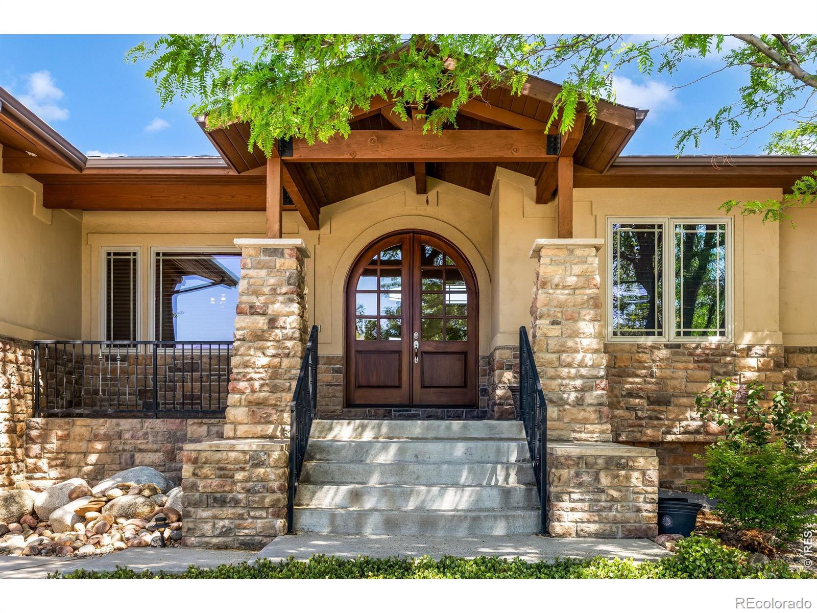 7042 Ruidoso Drive