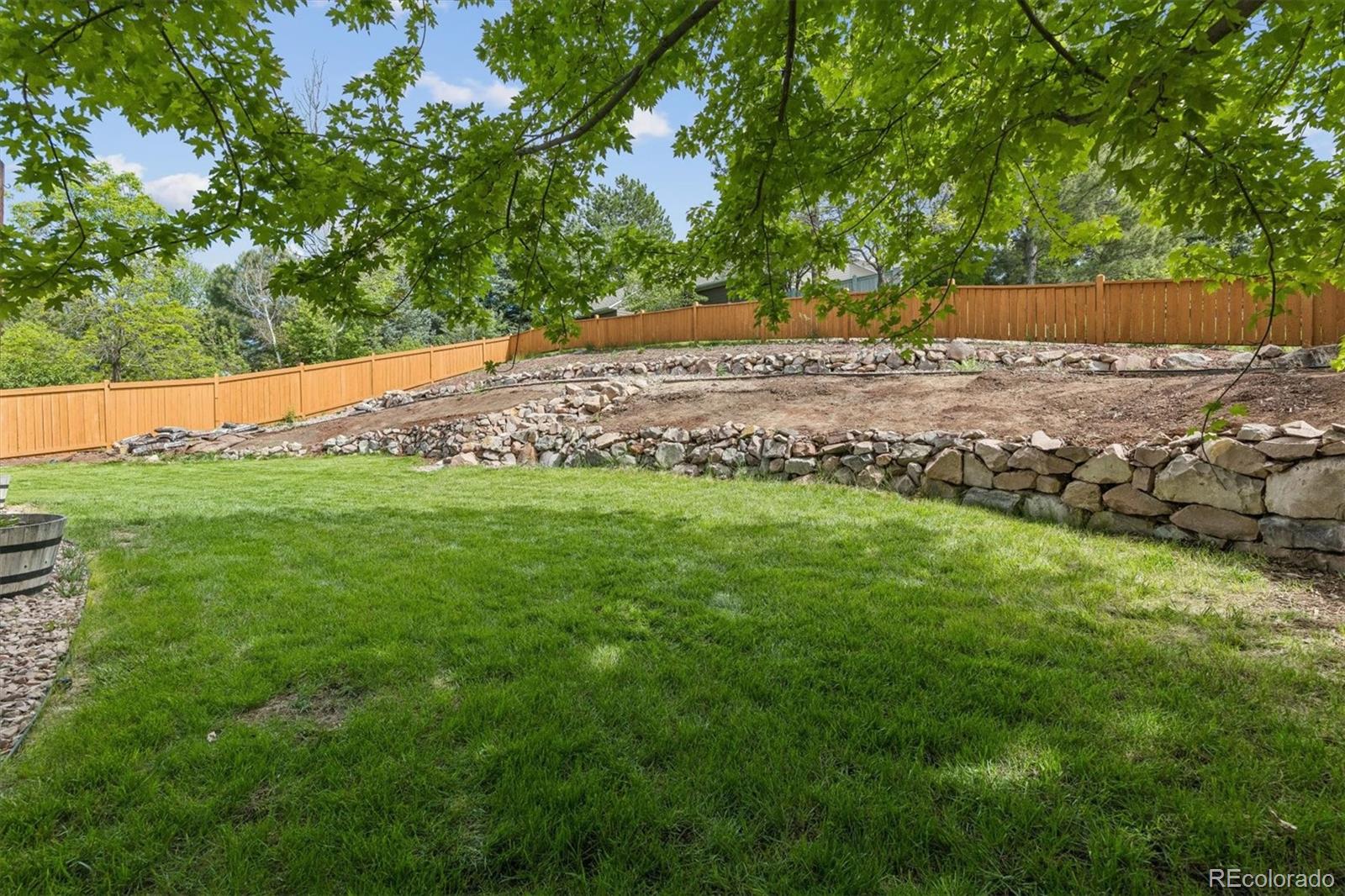 1528 Ebony Drive