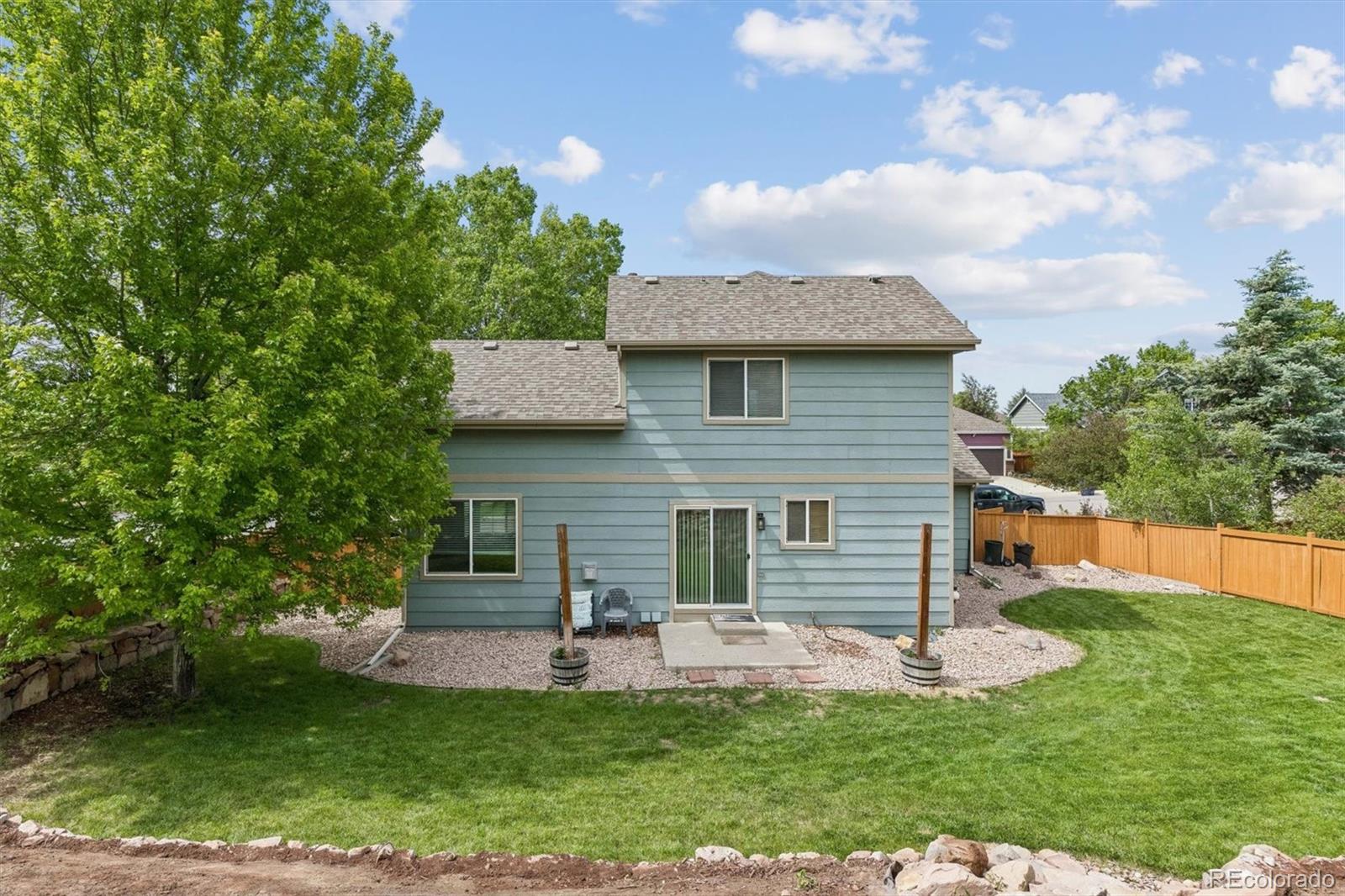 1528 Ebony Drive