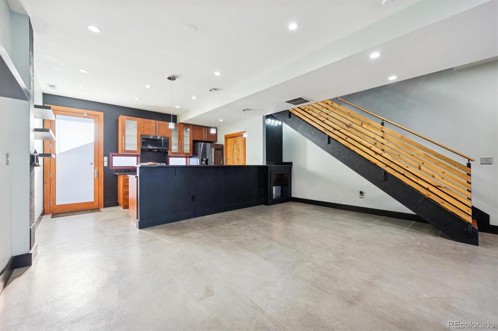 1544 Zenobia Street 103