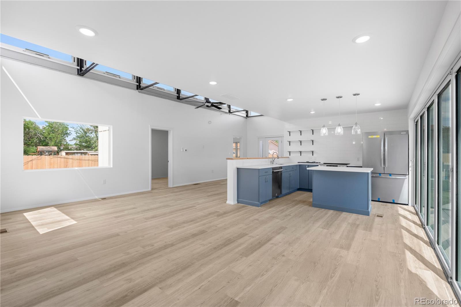 1957 Blackhawk Street