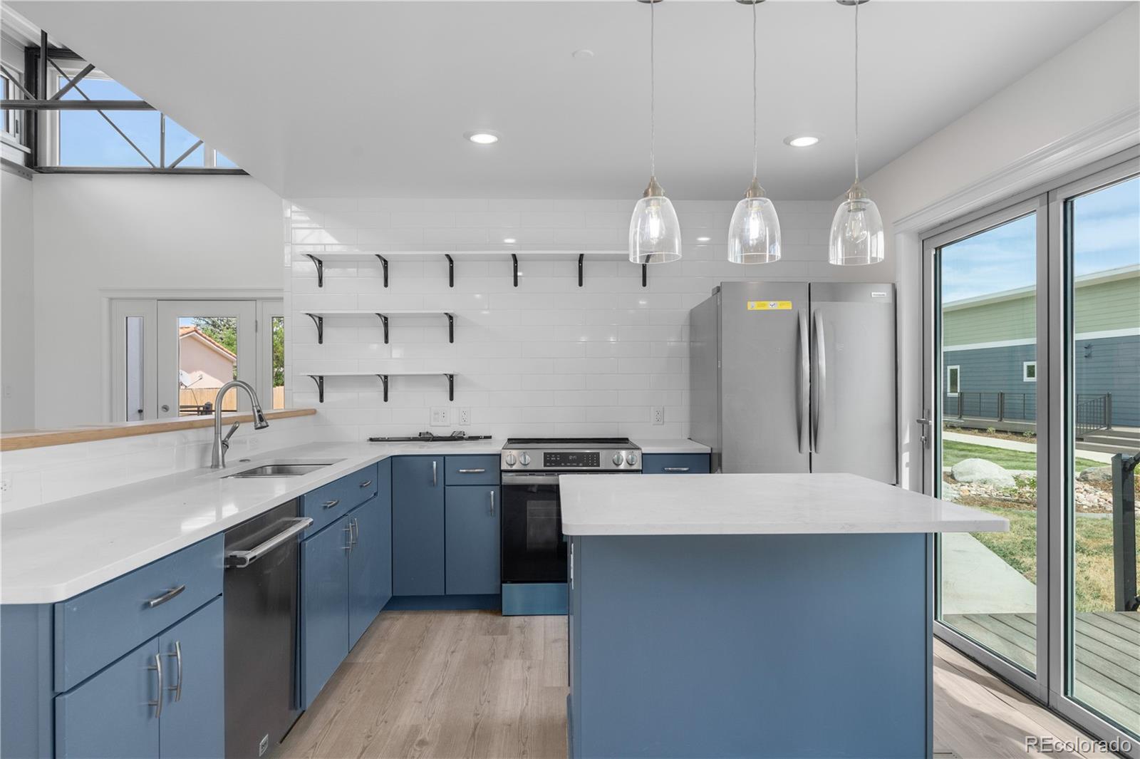 1957 Blackhawk Street