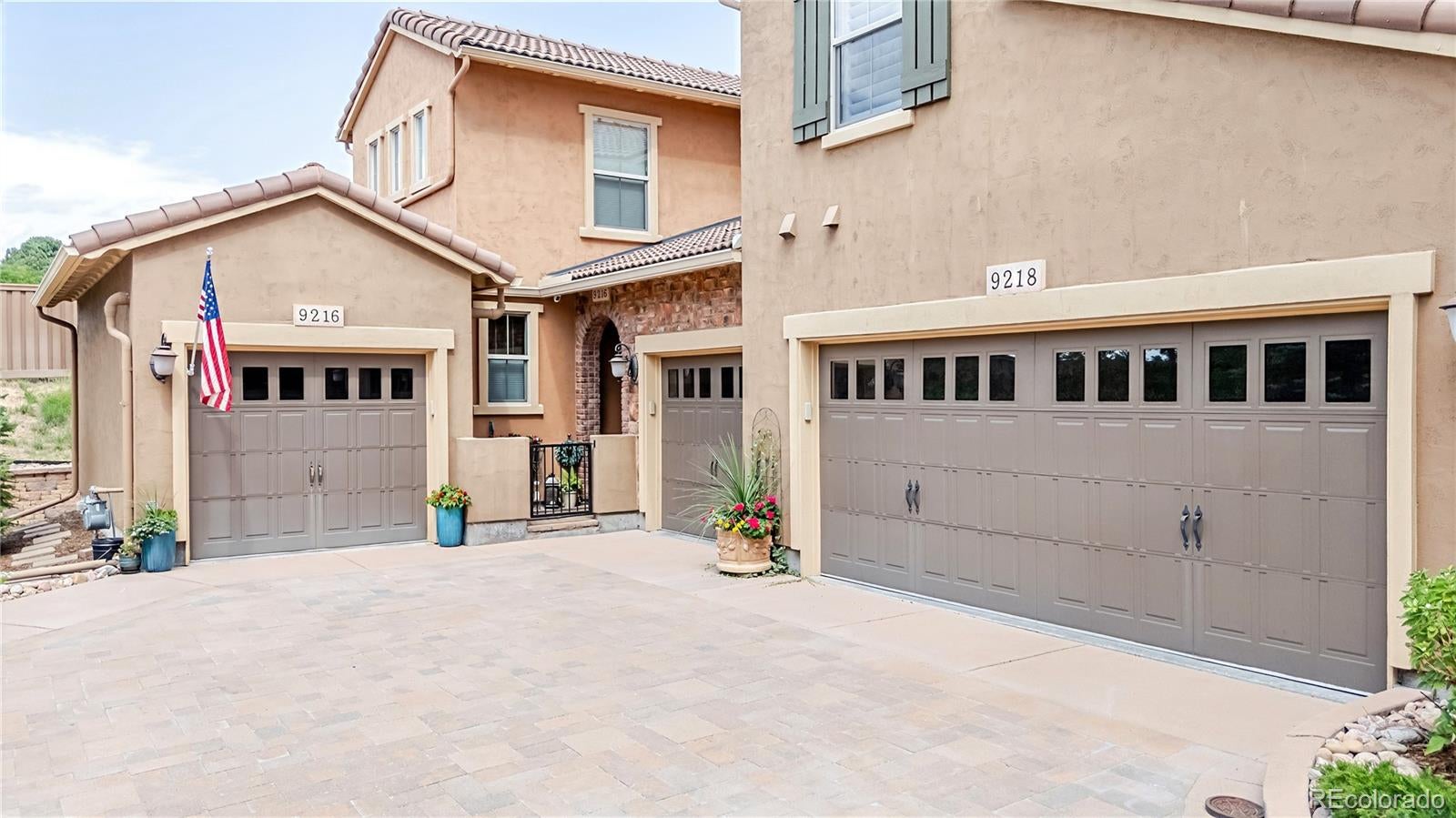 9216 Viaggio Way