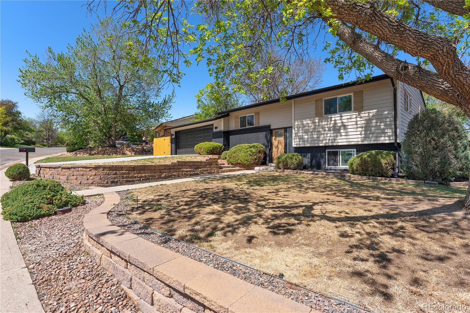 10921 W Exposition Drive