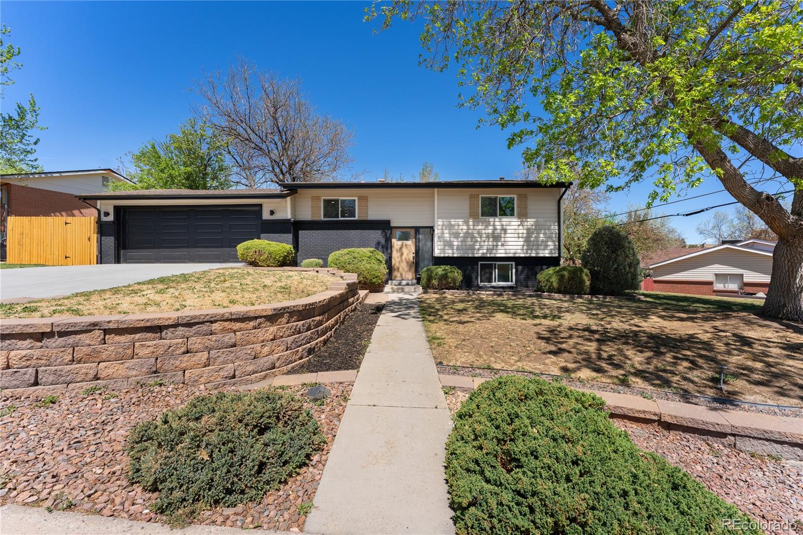 10921 W Exposition Drive