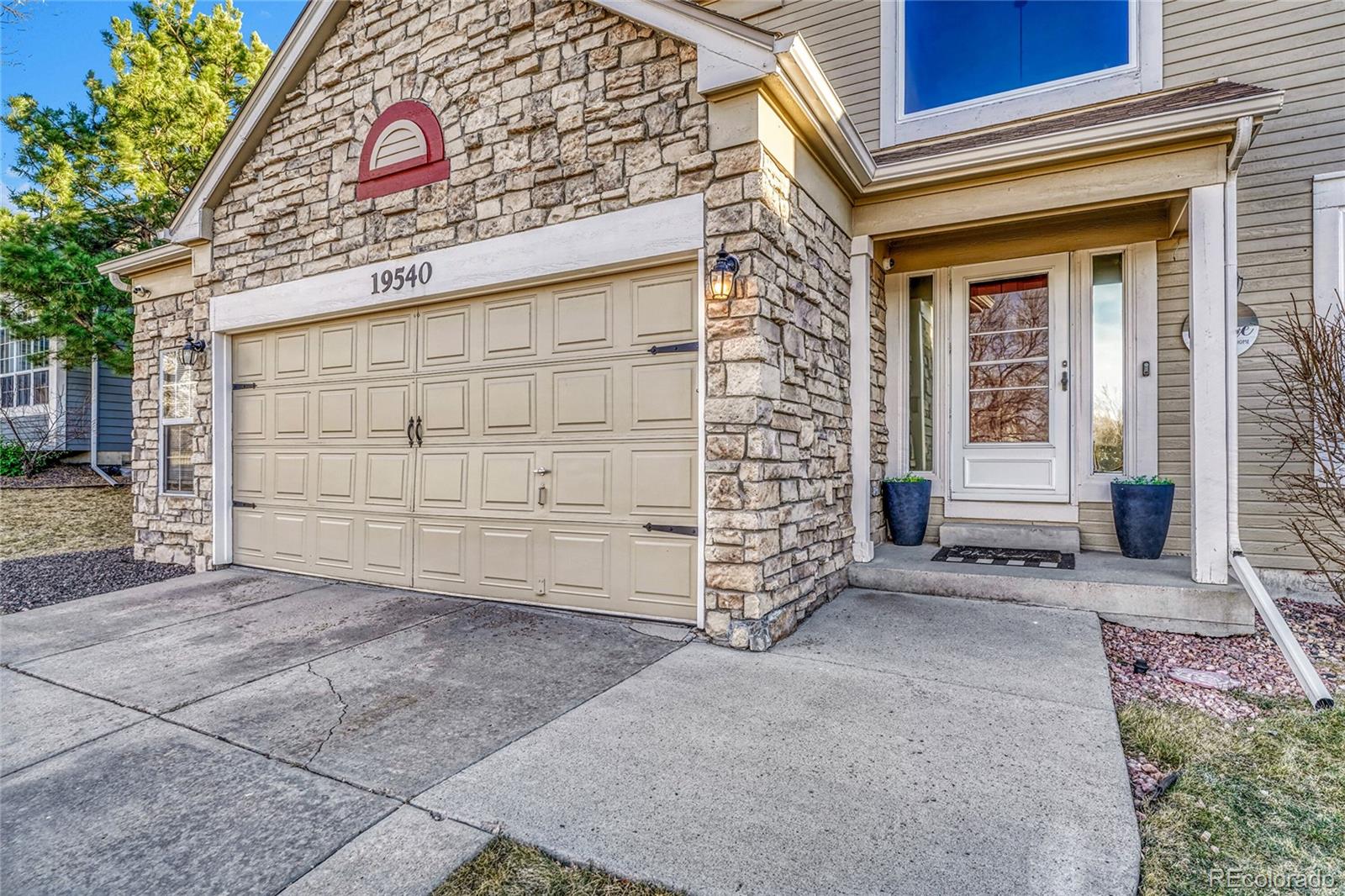 19540 E Crestridge Circle