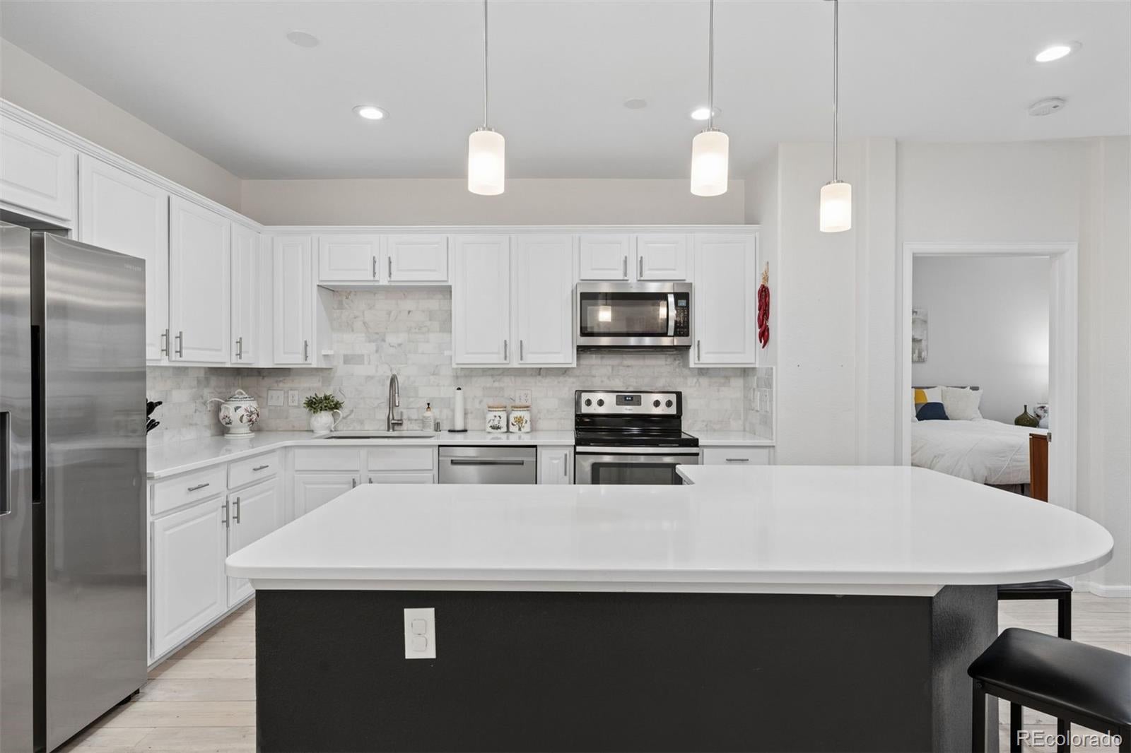 9633 E 5th Avenue 10202