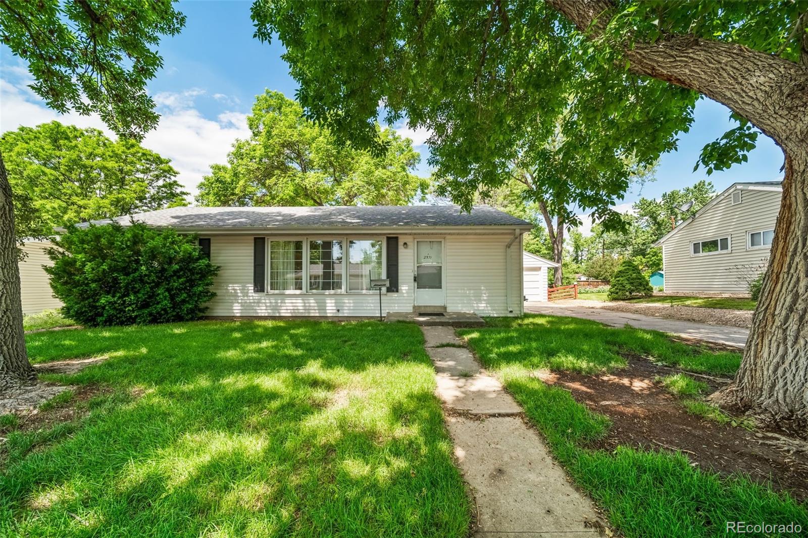 2571 S Birch Street, Denver, CO, 80222 1 2571 S Birch Street