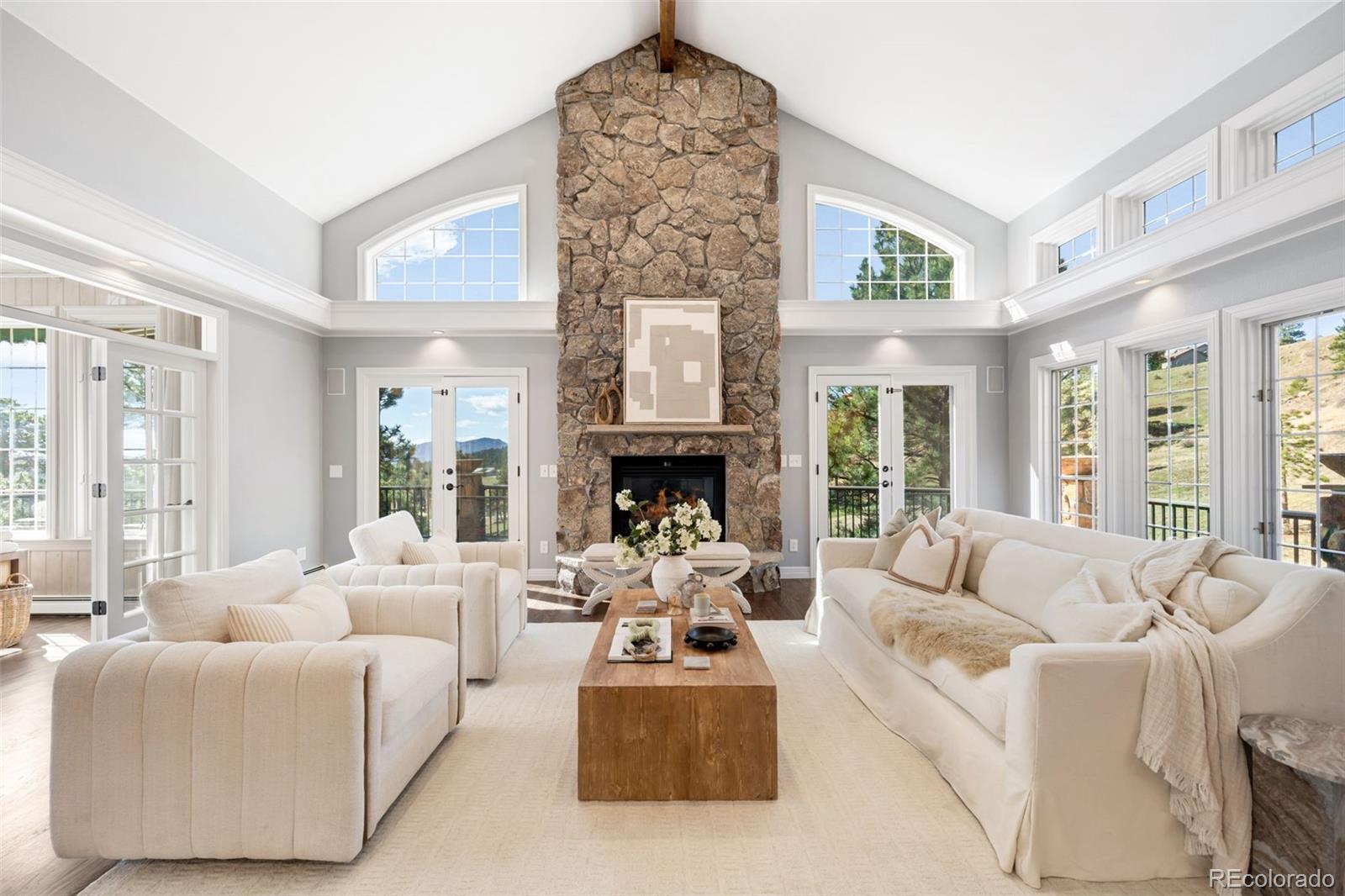 27927 Meadowlark Drive