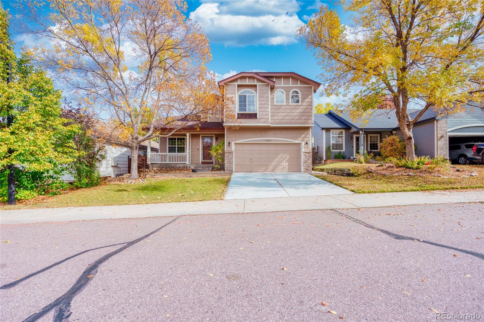 3339 Blue Grass Circle