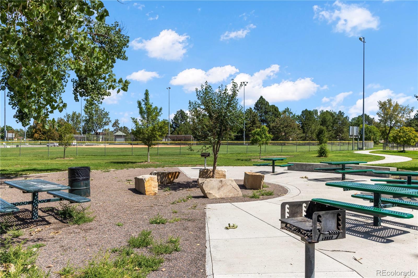 910 S Dahlia Street Unit A, Denver, CO 80246 — MLS #5442016 — photo 33 of 35