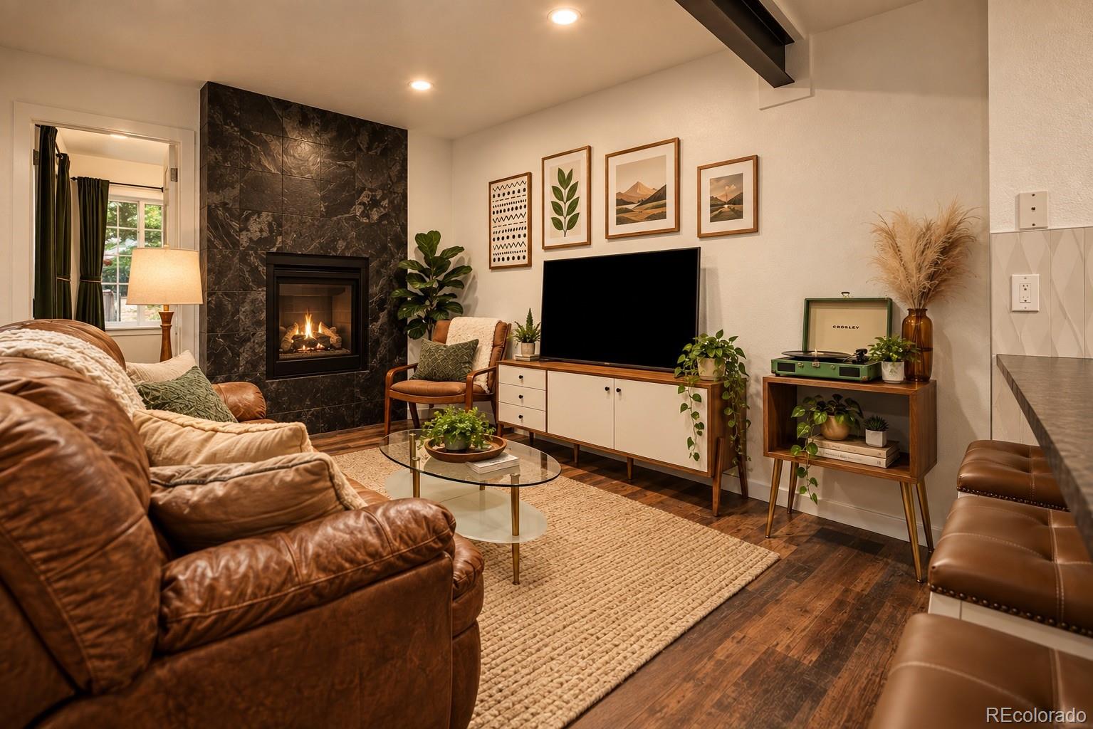 910 S Dahlia Street Unit A, Denver, CO 80246 — MLS #5442016 — photo 3 of 35