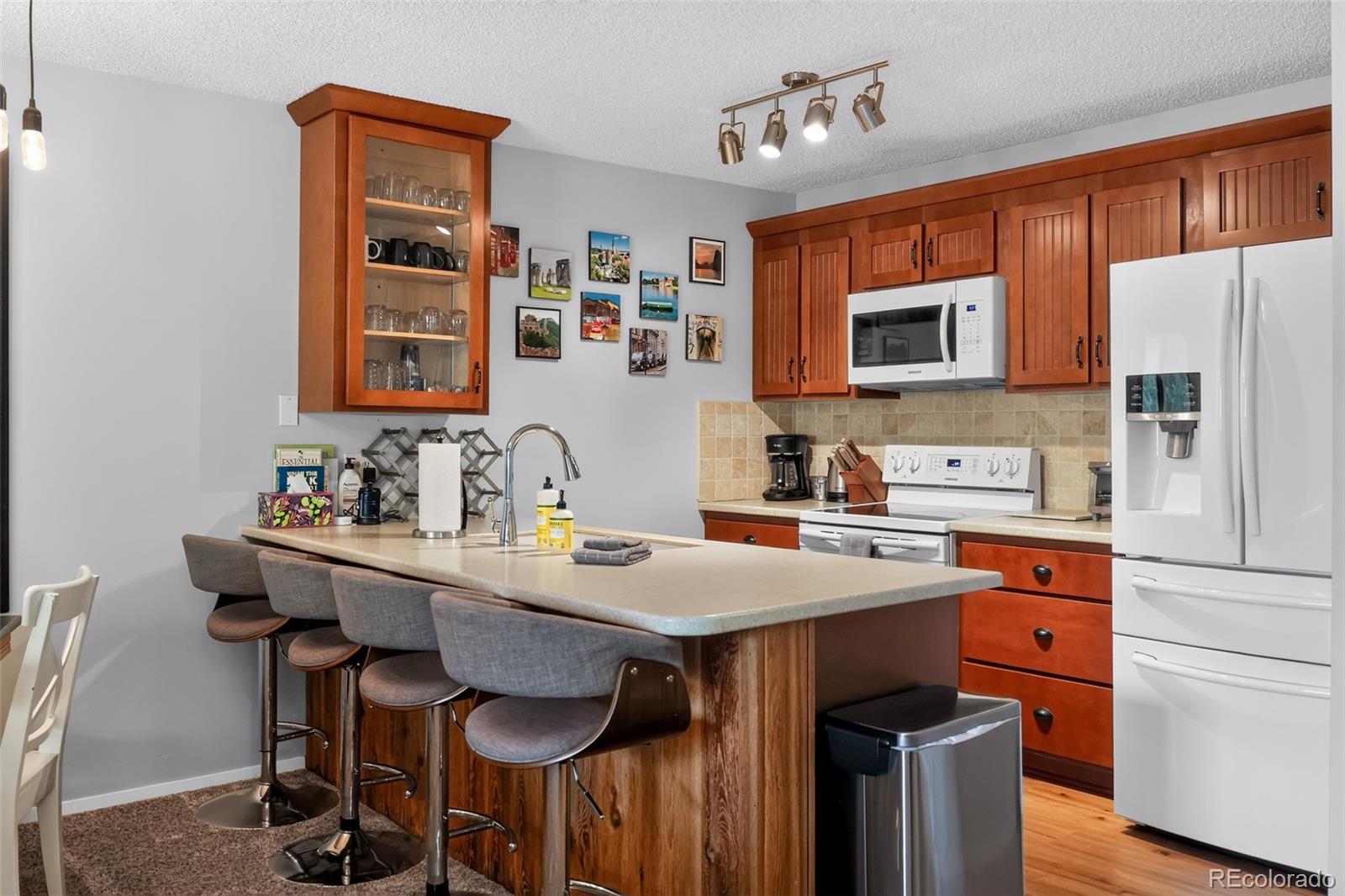 520 Kings Crossing Road 304