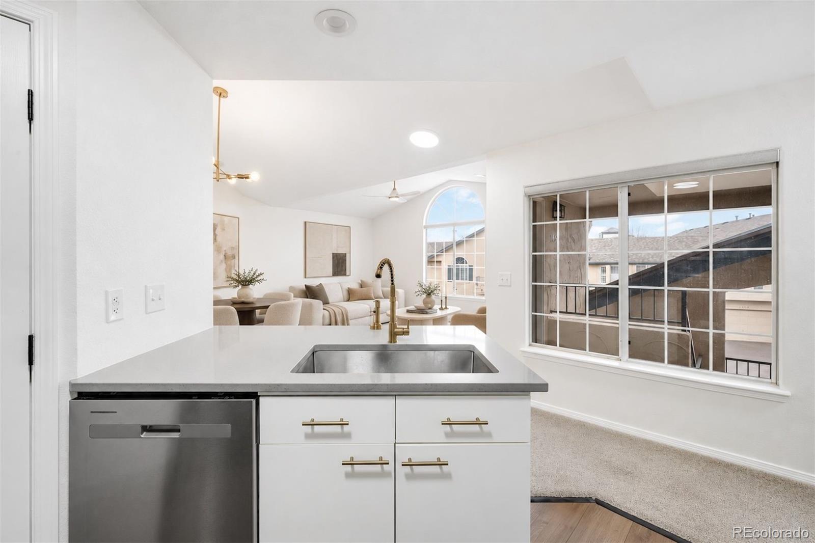 8747 E Dry Creek Road 1624