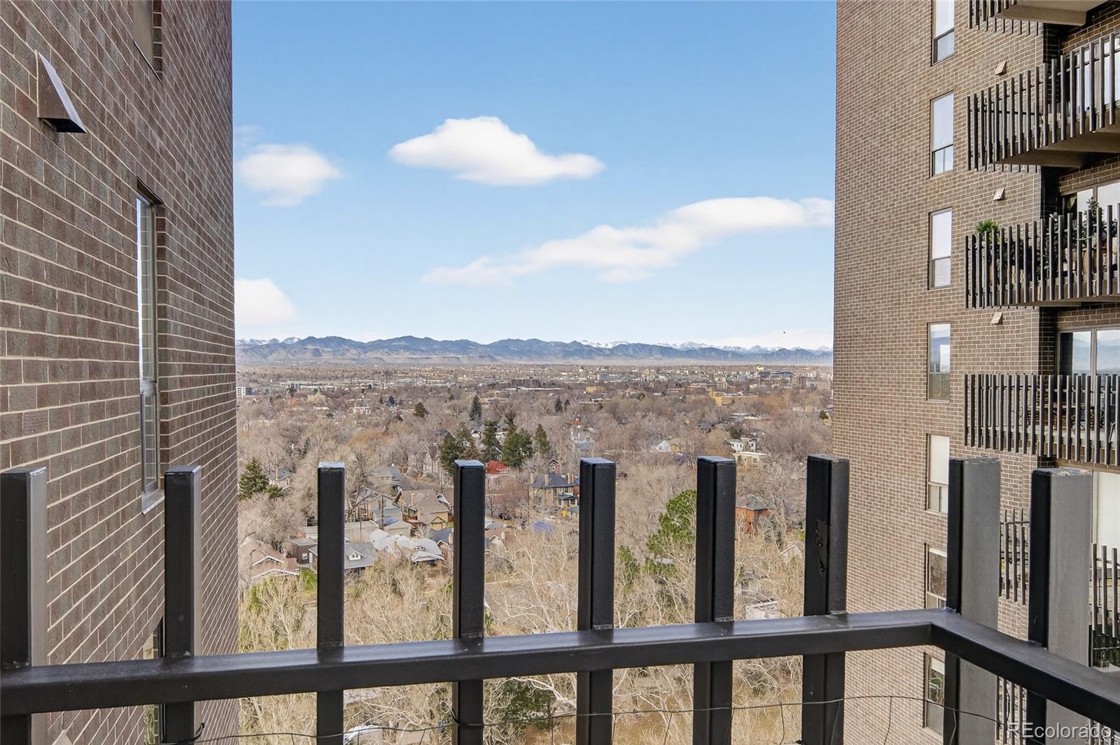 460 S Marion Parkway 1452