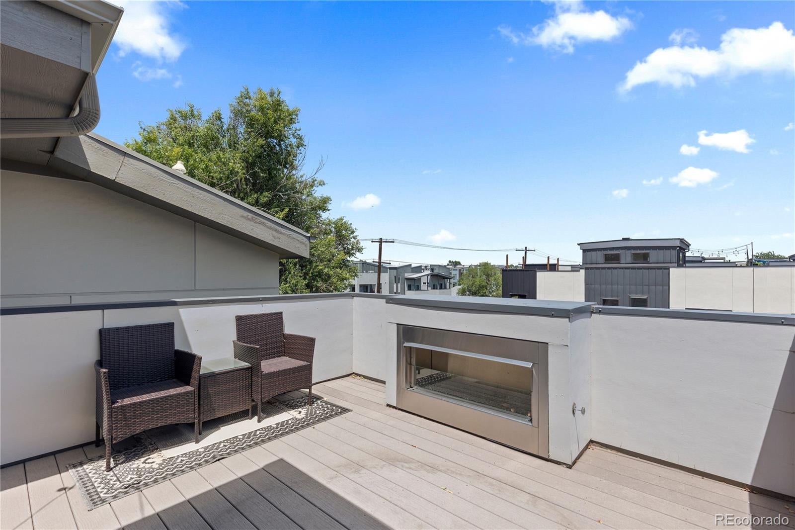 3295 W 17th Avenue
