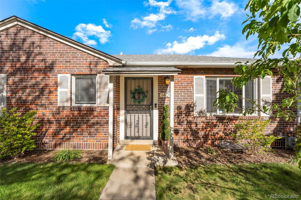 Photo of 1420 Rosemary Street, Denver, CO 80220 (MLS # 5576228)