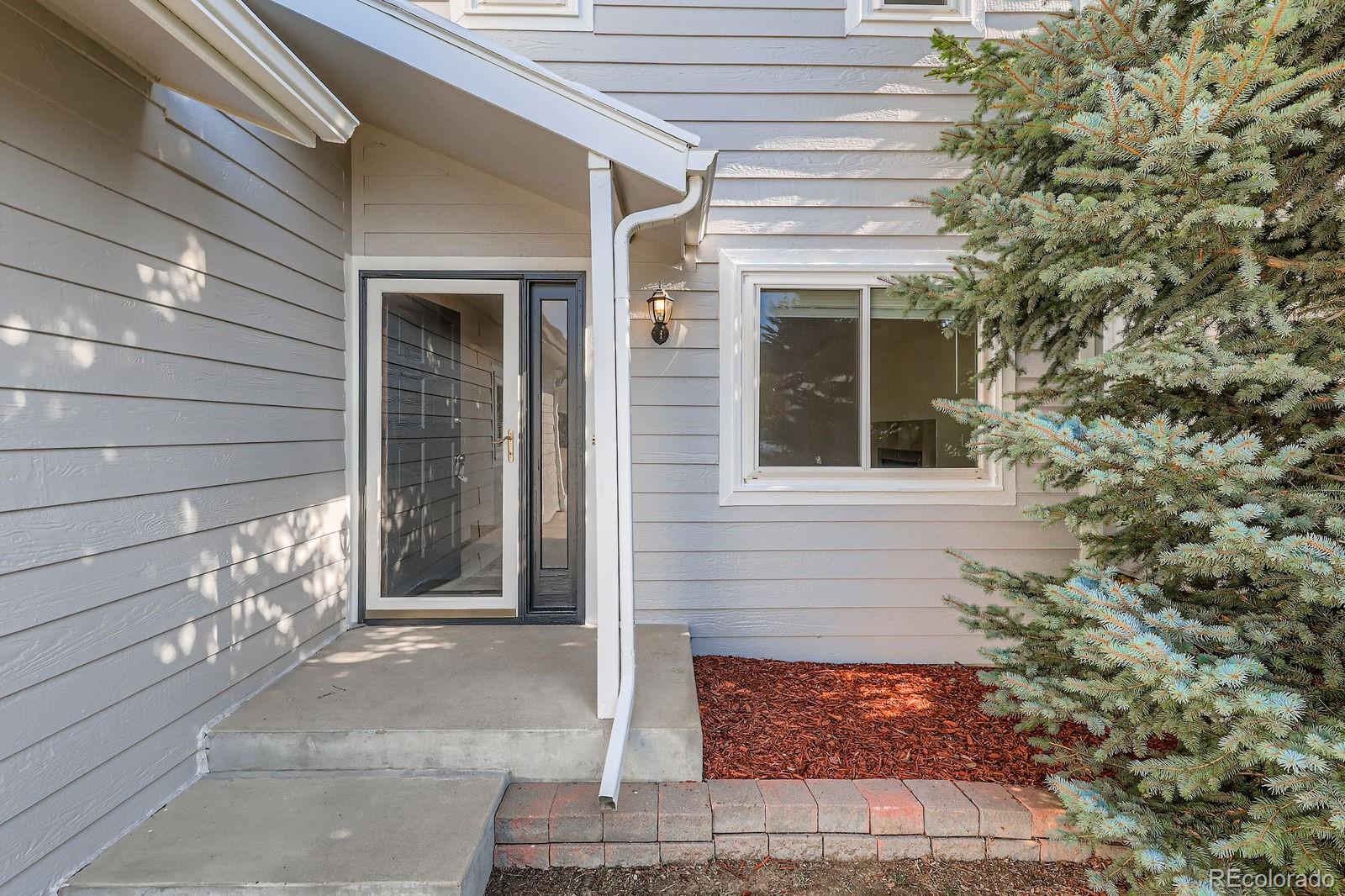 8457 W 79th Place