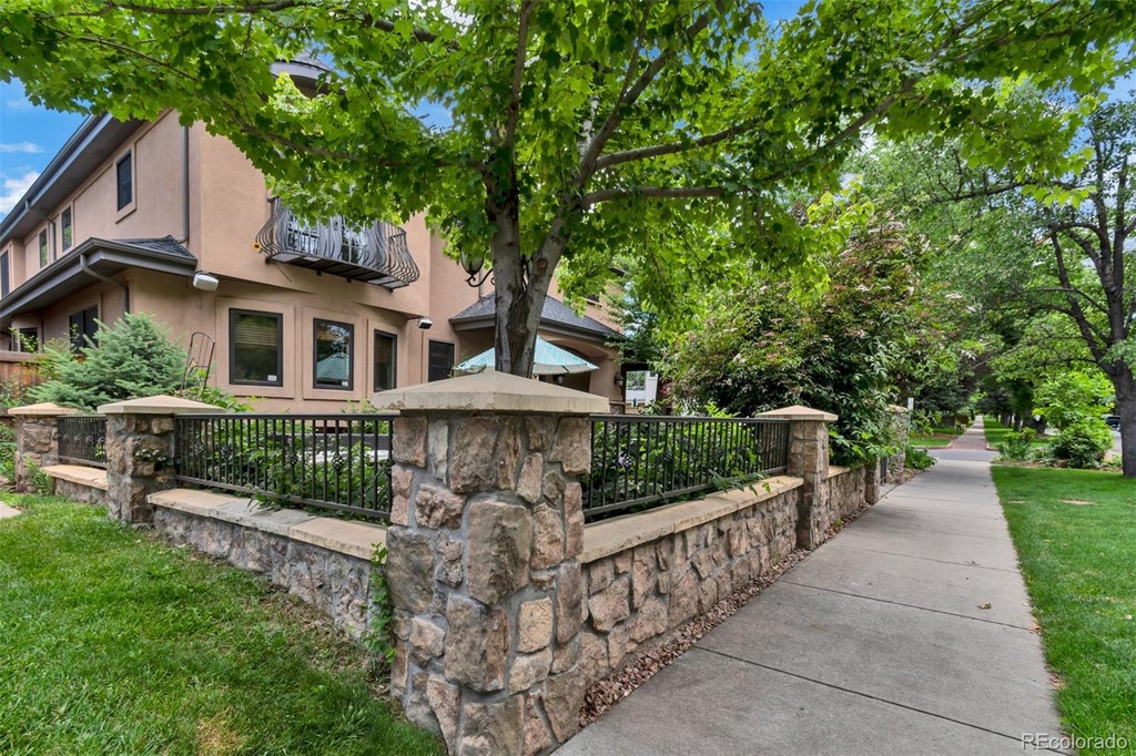 Photo of 500 Jackson Street, Denver, CO 80206 (MLS # 9527338)