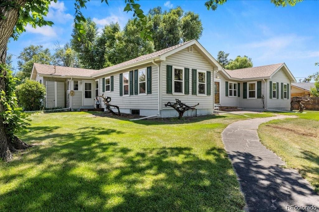 Photo of 7750 W 5th Avenue, Lakewood, CO 80226 (MLS # 9002783)