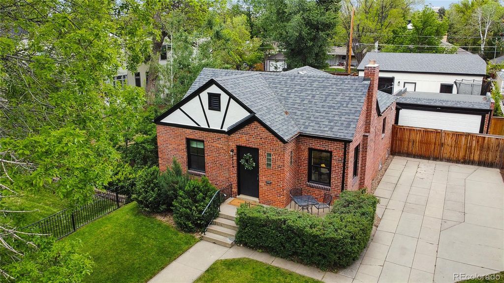 Photo of 2054 S Saint Paul Street, Denver, CO 80210 (MLS # 3937277)