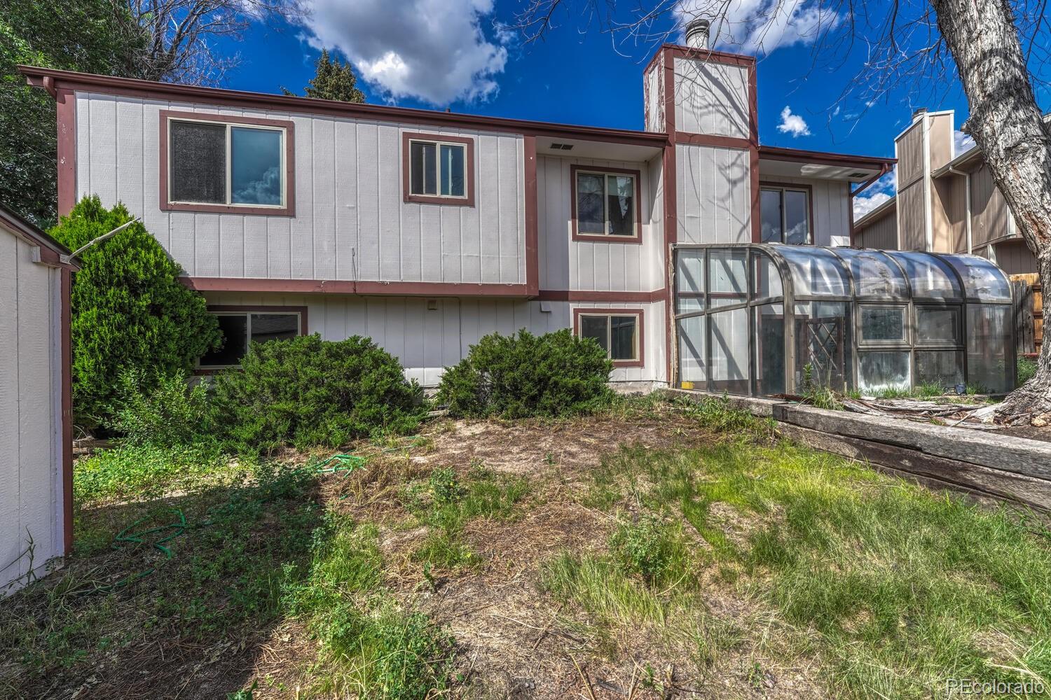 2755 Roundtop Drive