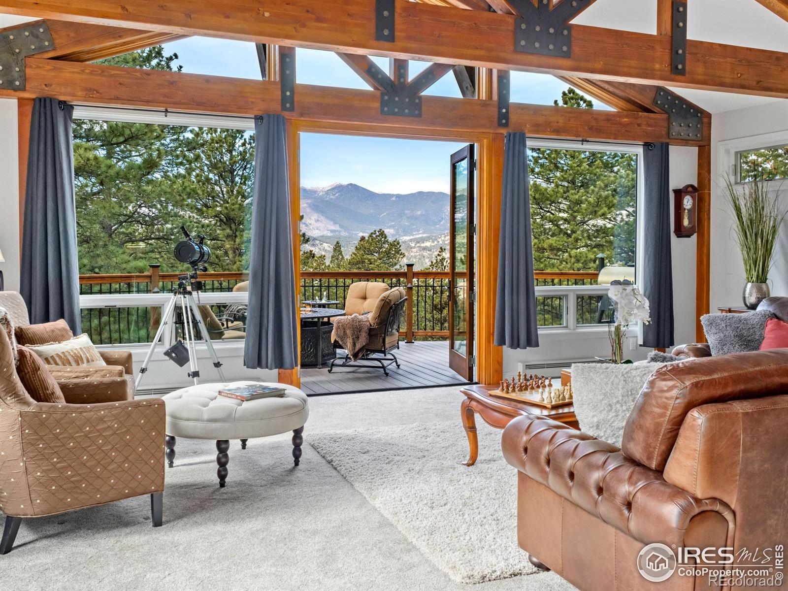 1267 Upper Venner Road