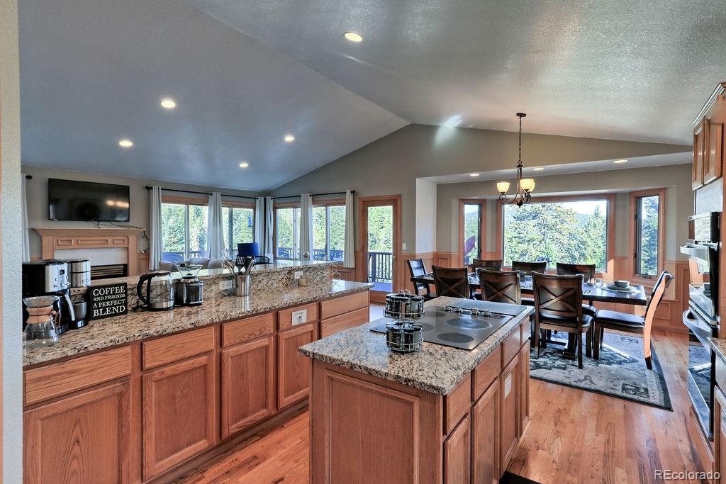 10197 Crest View Drive