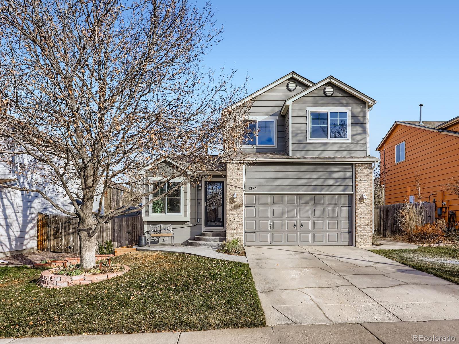 4374 E Andover Avenue