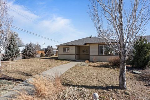 Photo of 4994 Umatilla Street, Denver, CO 80221 (MLS # 4805855)