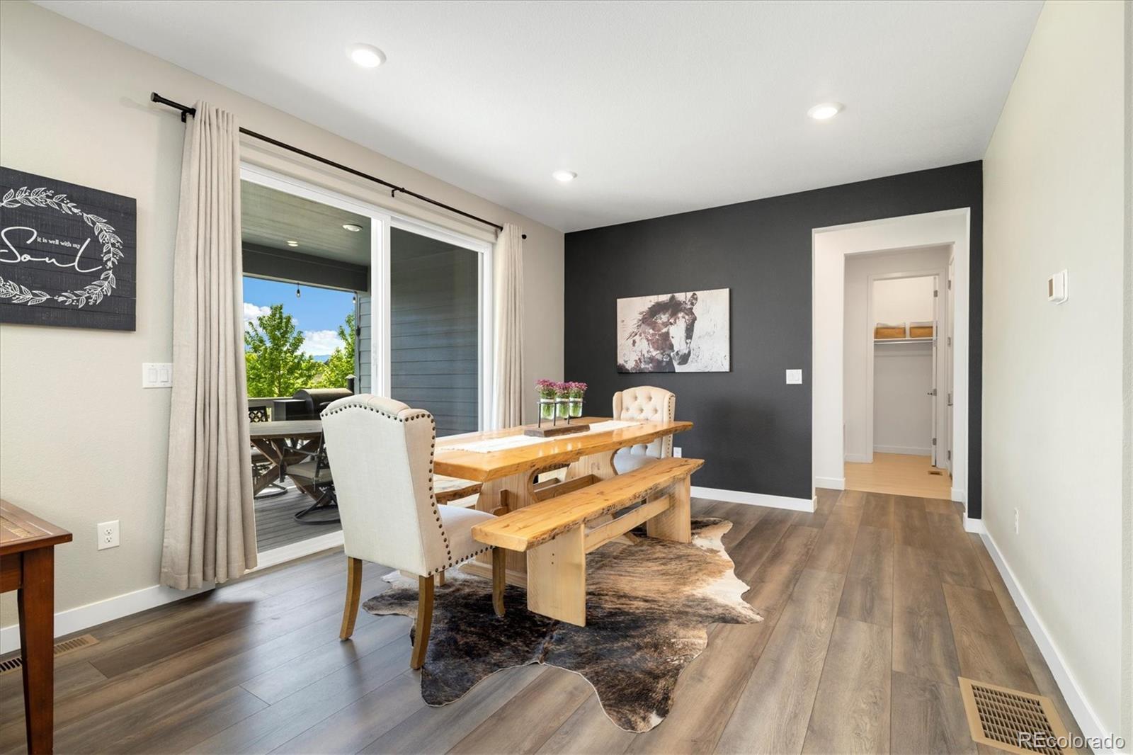 800 Meadowlark Drive