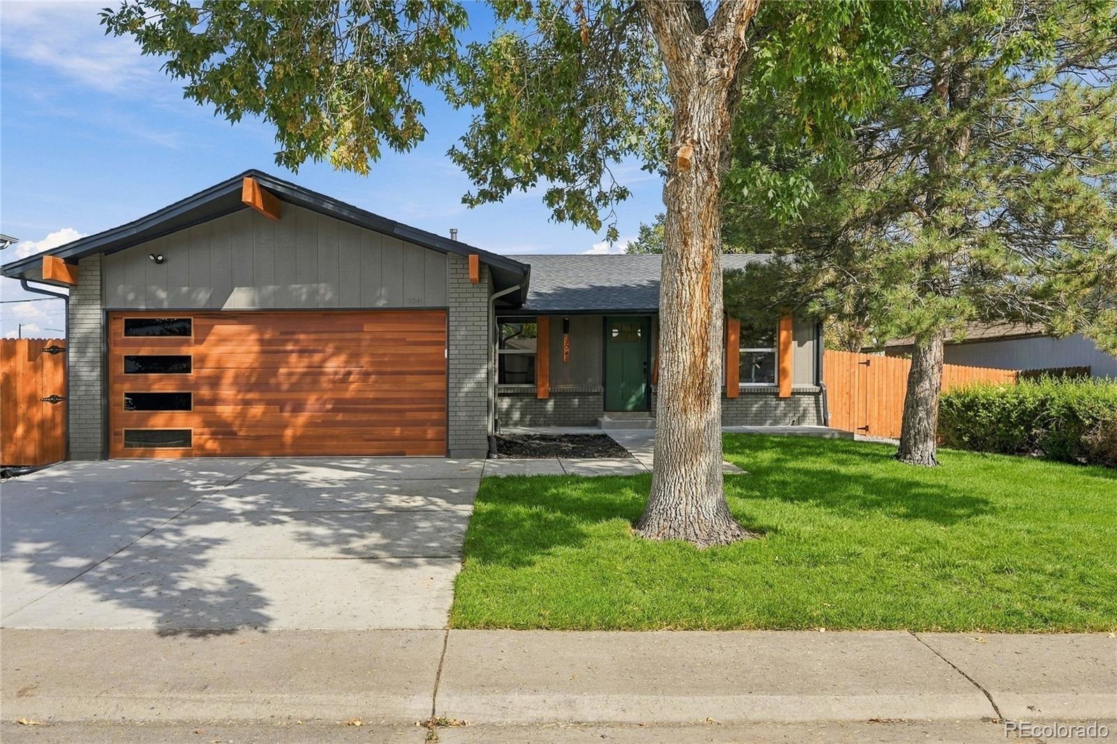 5041 W 71st Place