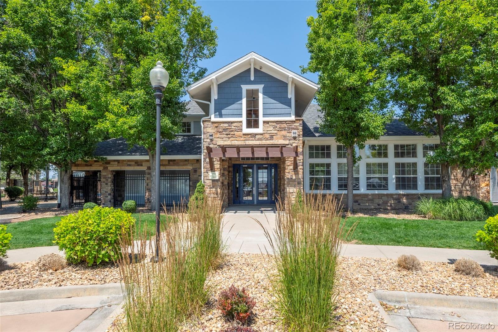 5255 Memphis Street 811, Denver, CO, 80239 2 5255 Memphis Street 811