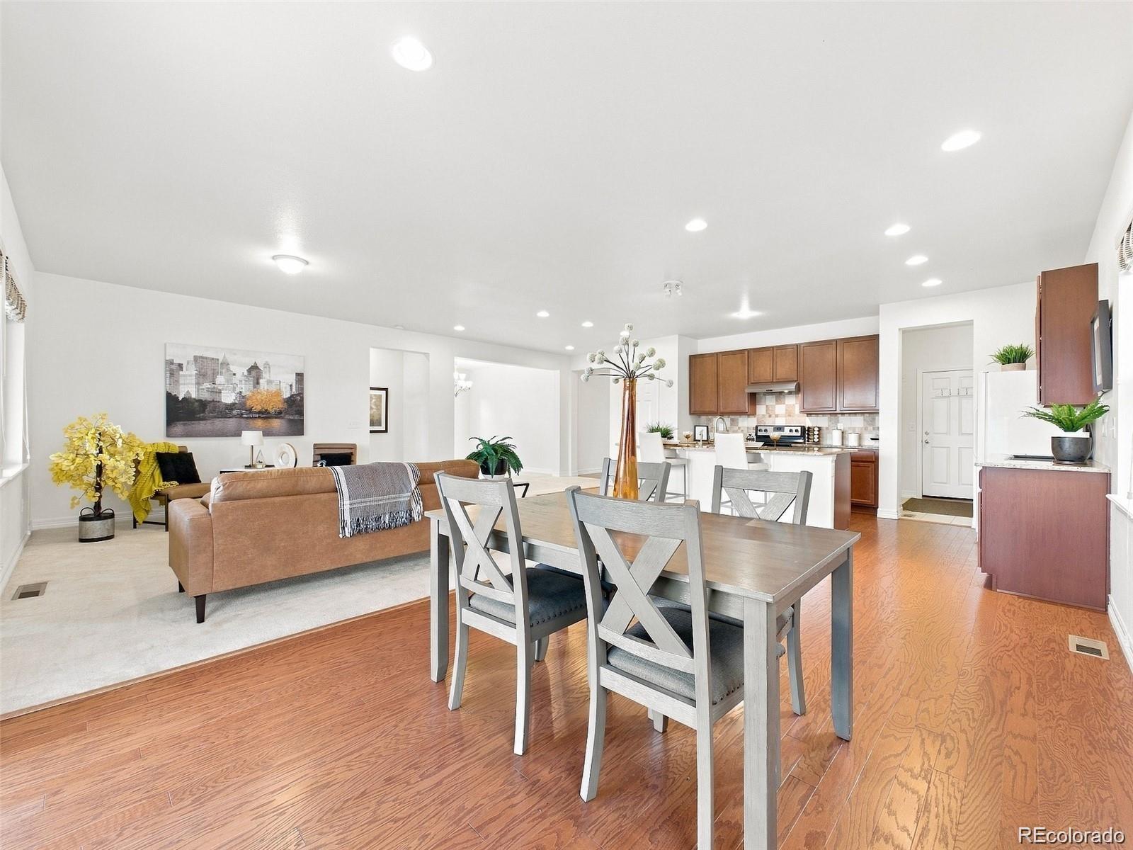 16599 Prospect Lane