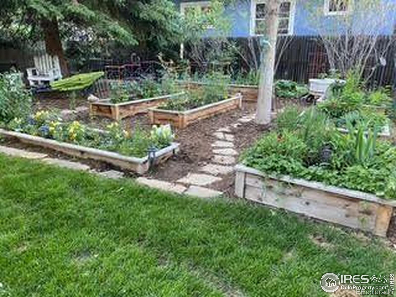 1230 W Mountain Avenue