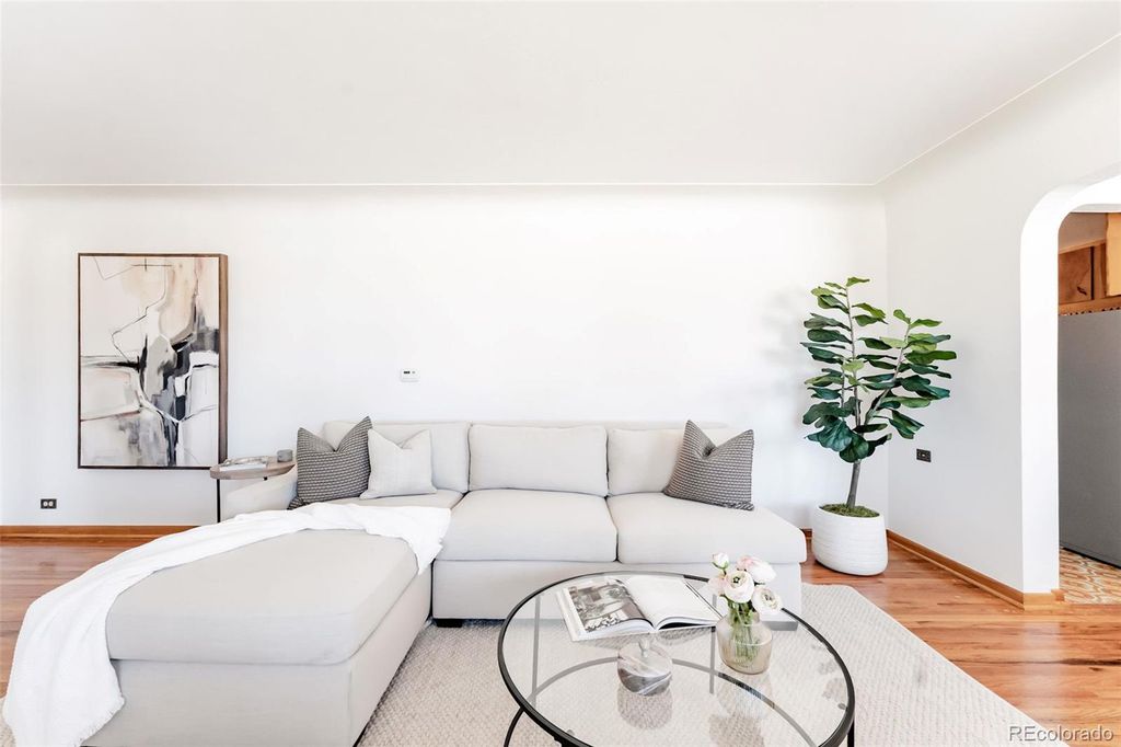 Photo of 4981 S Elati Street, Englewood, CO 80110 (MLS # 7345944)